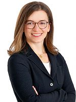 Frau Elisa Dold