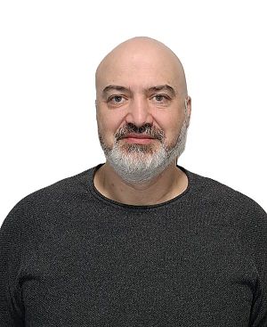 Herr Markus Schröter